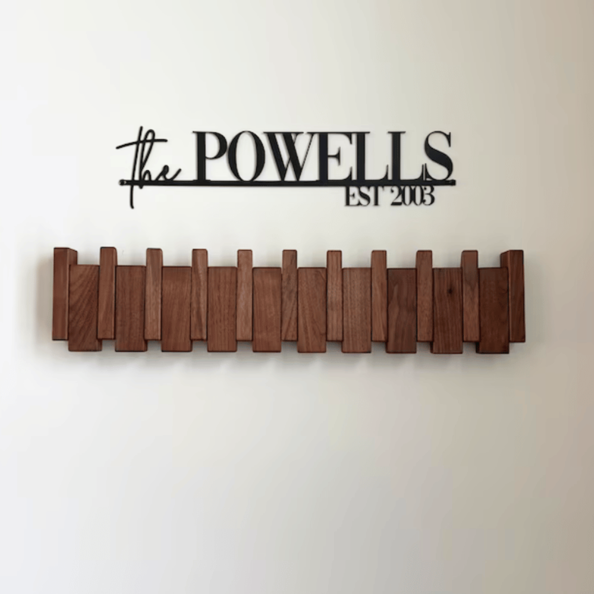 Houten Kapstok met Piano Design en Ruimtebesparende Haken