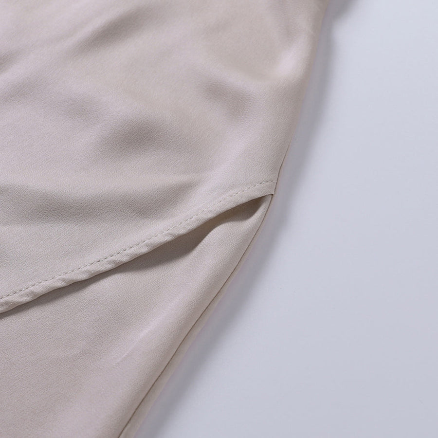Elegante maxi-jurk met V-hals en hoge split