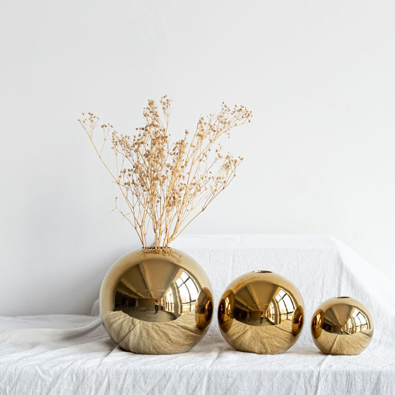 Gouden keramische bolvaas | Stijlvolle decoratie voor elke kamer