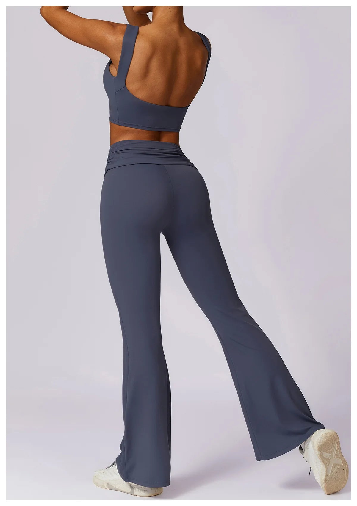 Sportieve Set met Flared Trainingsbroek en Tanktop