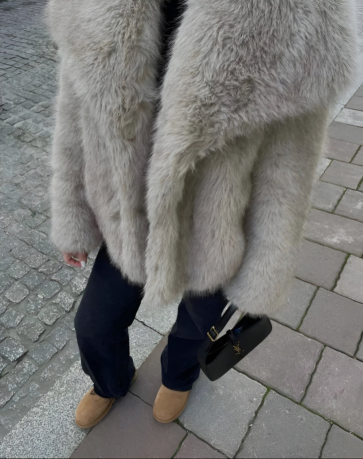 Modieuze nepbontjas voor dames - Luxe en stijlvol