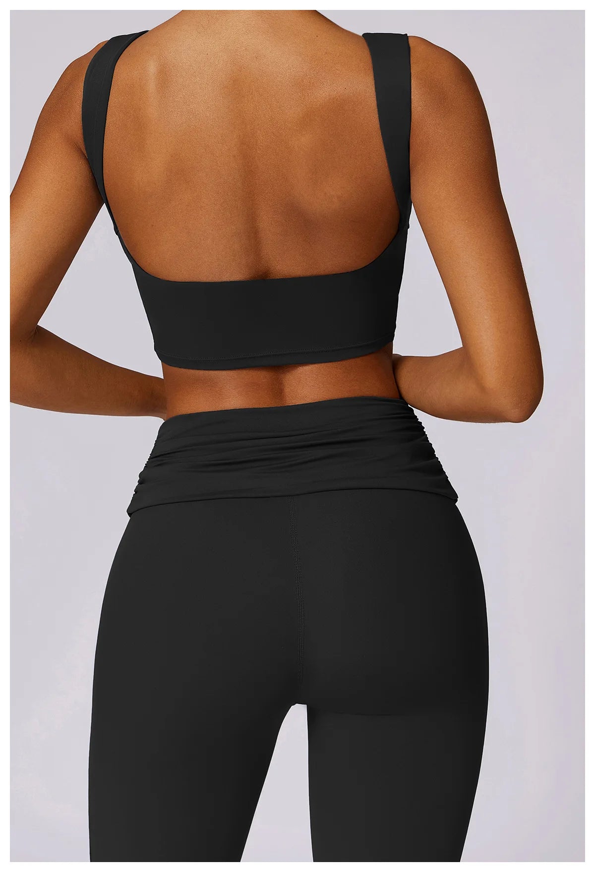 Sportieve Set met Flared Trainingsbroek en Tanktop