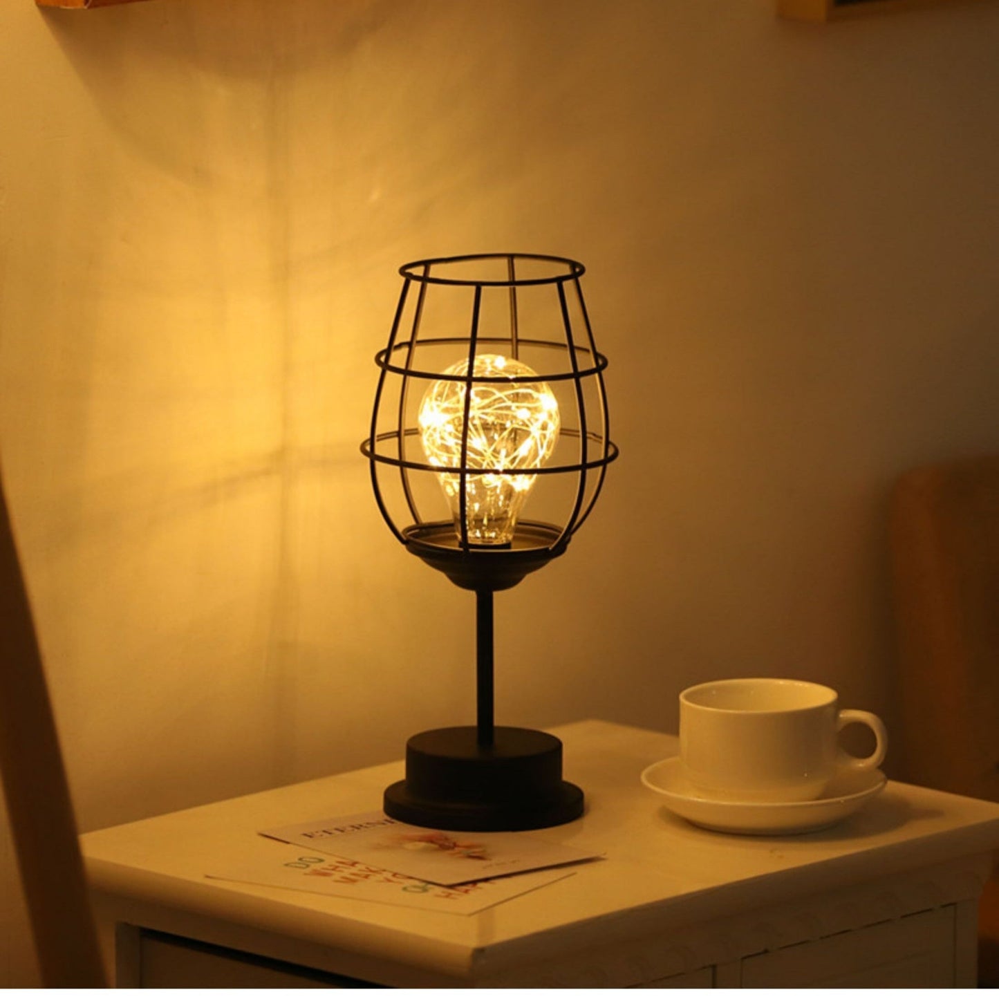 Draadloze Moderne Tafellamp van Metaal | Uplight Verlichting