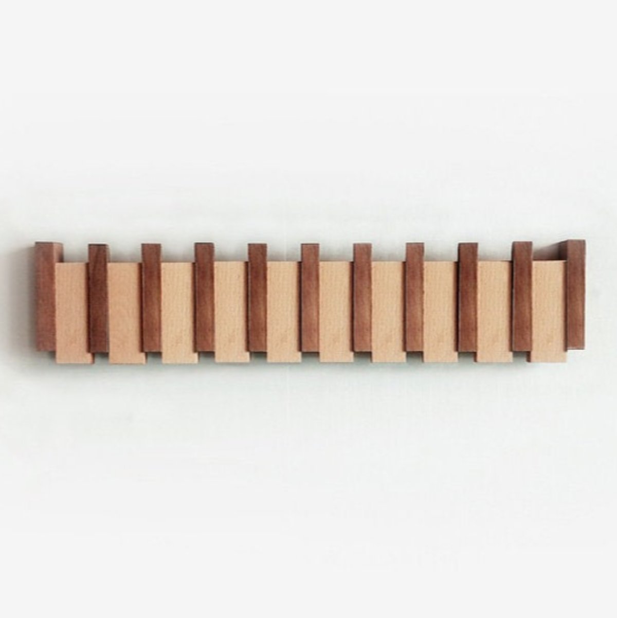 Houten Kapstok met Piano Design en Ruimtebesparende Haken