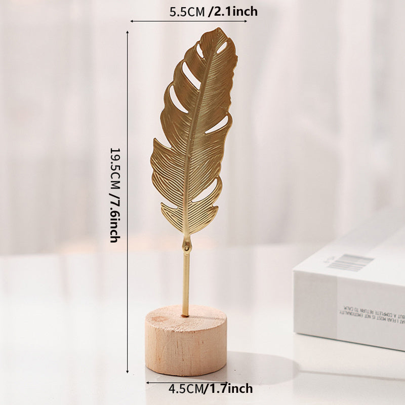 Scandinavische Metalen Blad en Sneeuwvlok Sculptuur met Houten Basis - Elegante Woondecoratie