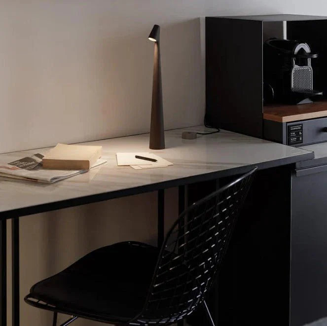 Draadloze LED Tafellamp met Dimfunctie en Stijlvol Design