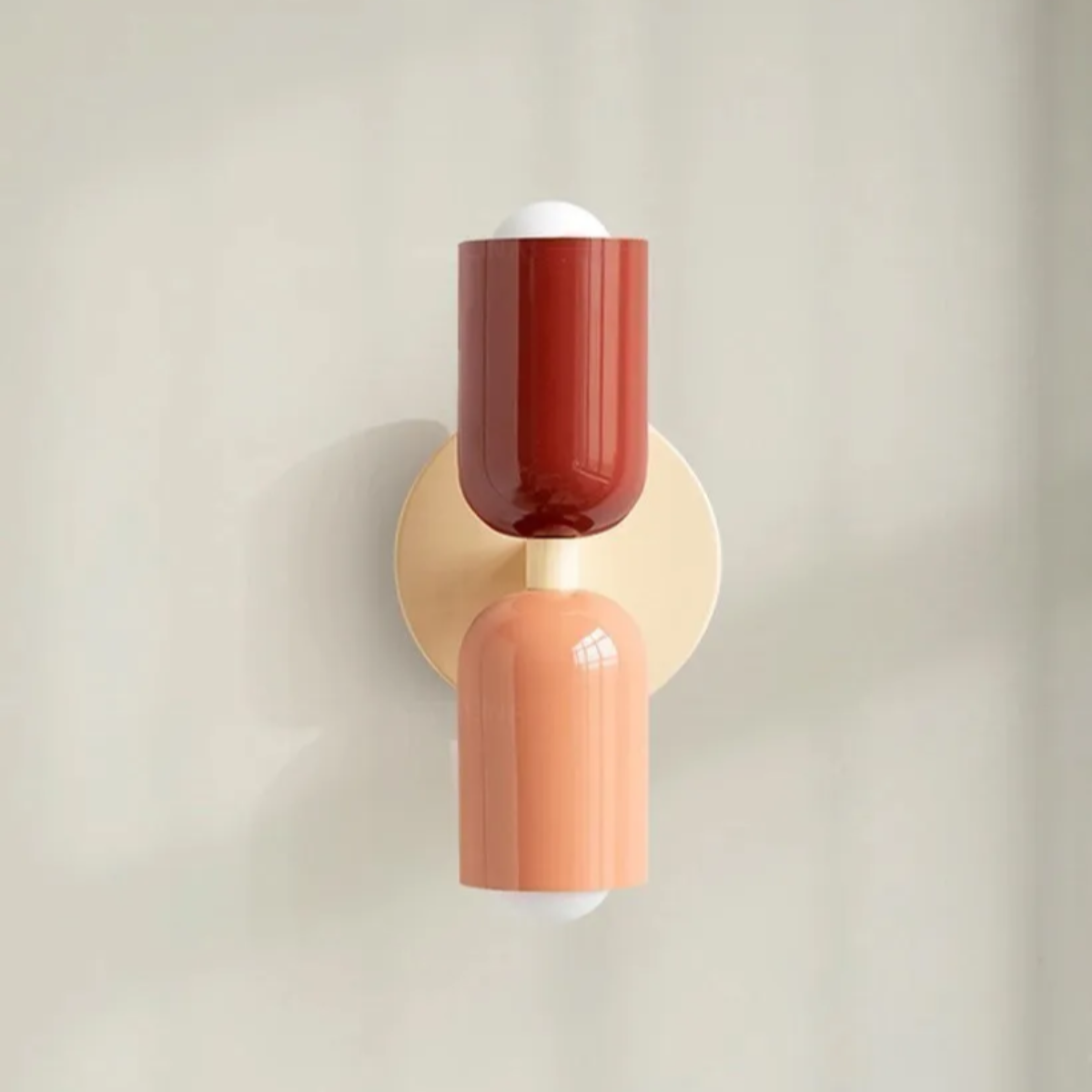 Scandinavische Wandlamp met Warm LED Licht
