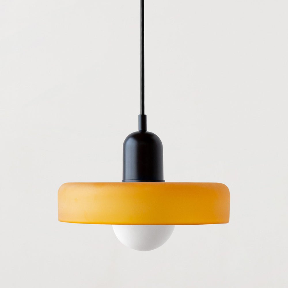 Kleurrijke hanglamp van glas-in-lood met modern design