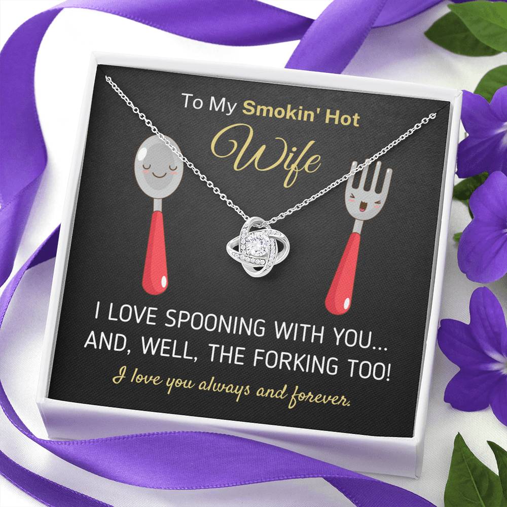 Romantische Love Knot Ketting voor Smokin Hot Vrouw
