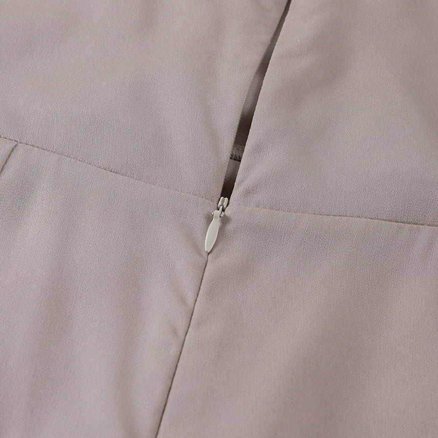 Elegante maxi-jurk met V-hals en hoge split