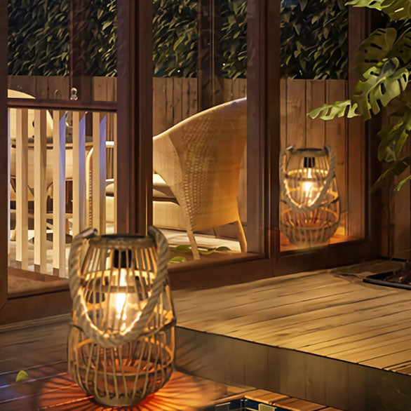 Zonne-energie Rotan Vloerlamp - Waterdichte Buitenverlichting voor Tuin en Patio