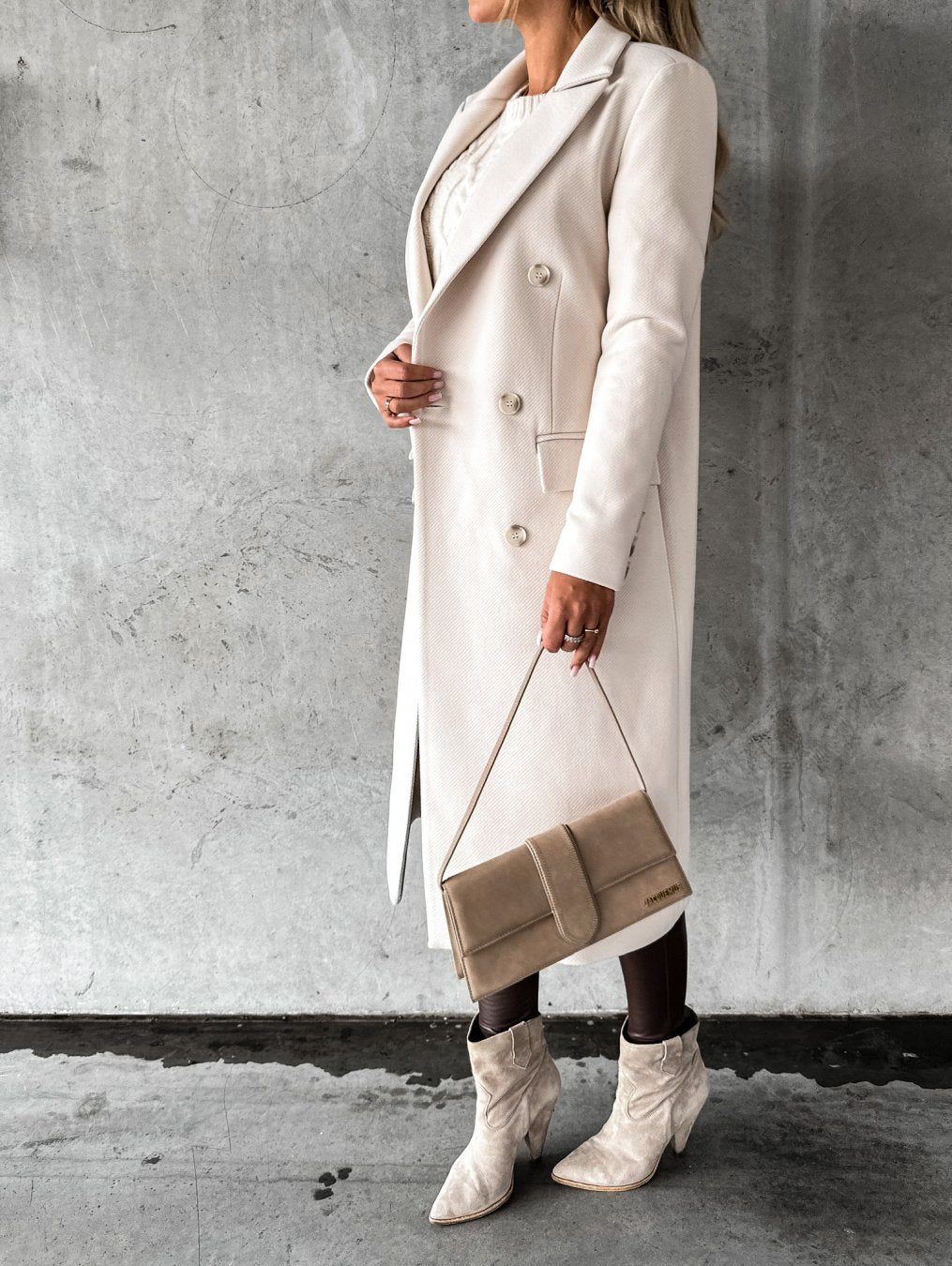 Dames Wollen Manteljas met Knopen voor Elegante Stijl