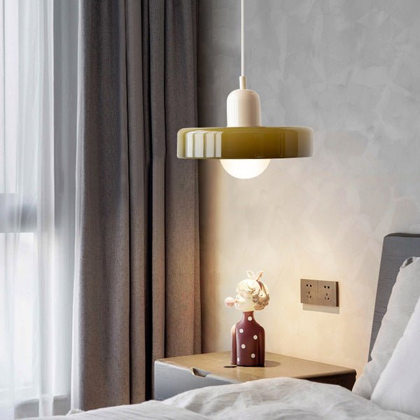 Kleurrijke hanglamp van glas-in-lood met modern design