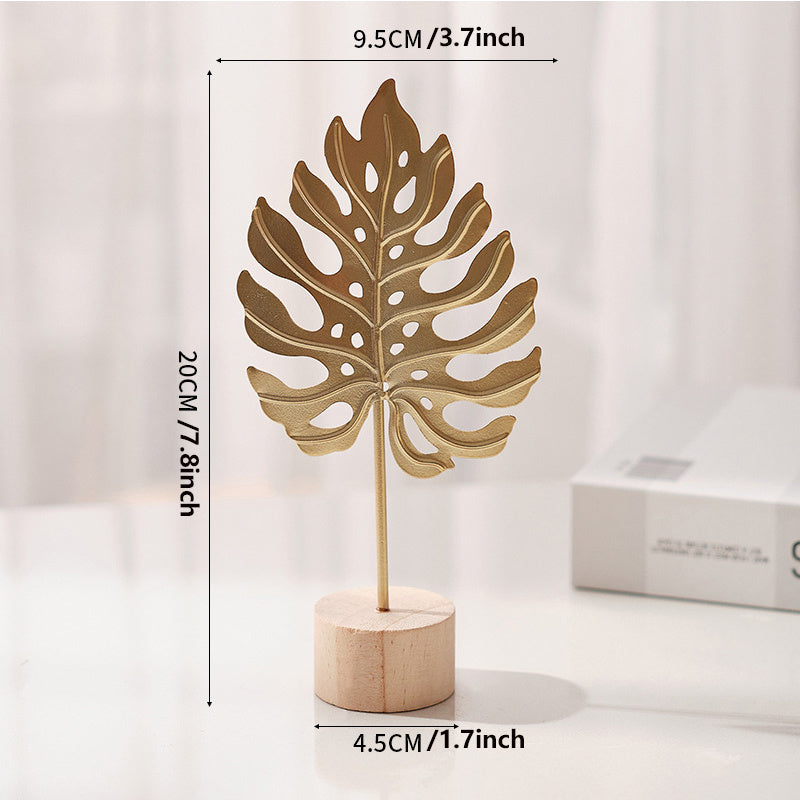 Scandinavische Metalen Blad en Sneeuwvlok Sculptuur met Houten Basis - Elegante Woondecoratie